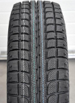255/40R18 Linglong Green-Max Winter Ice I-15 SUV téli 95T peremvédős DOT23 Személygépkocsi gumi